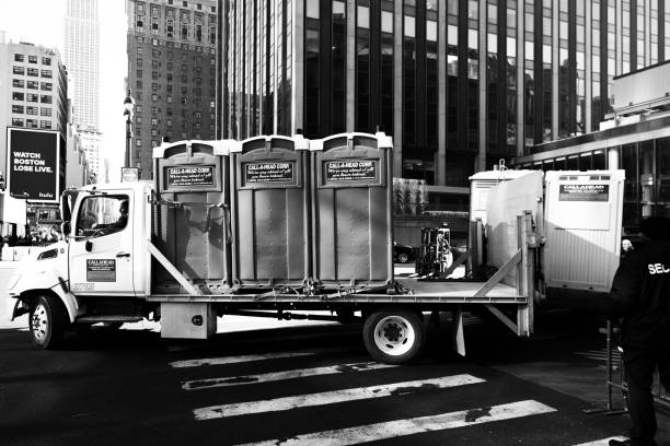 Best Emergency porta potty rental  in Las Maravillas, NM